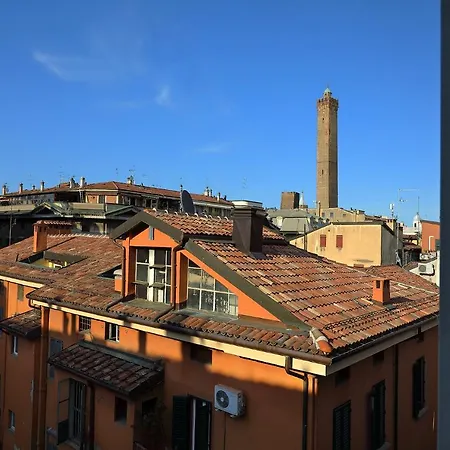 Lejlighed Urbanicooh San Petronio - Torre Asinelli View *